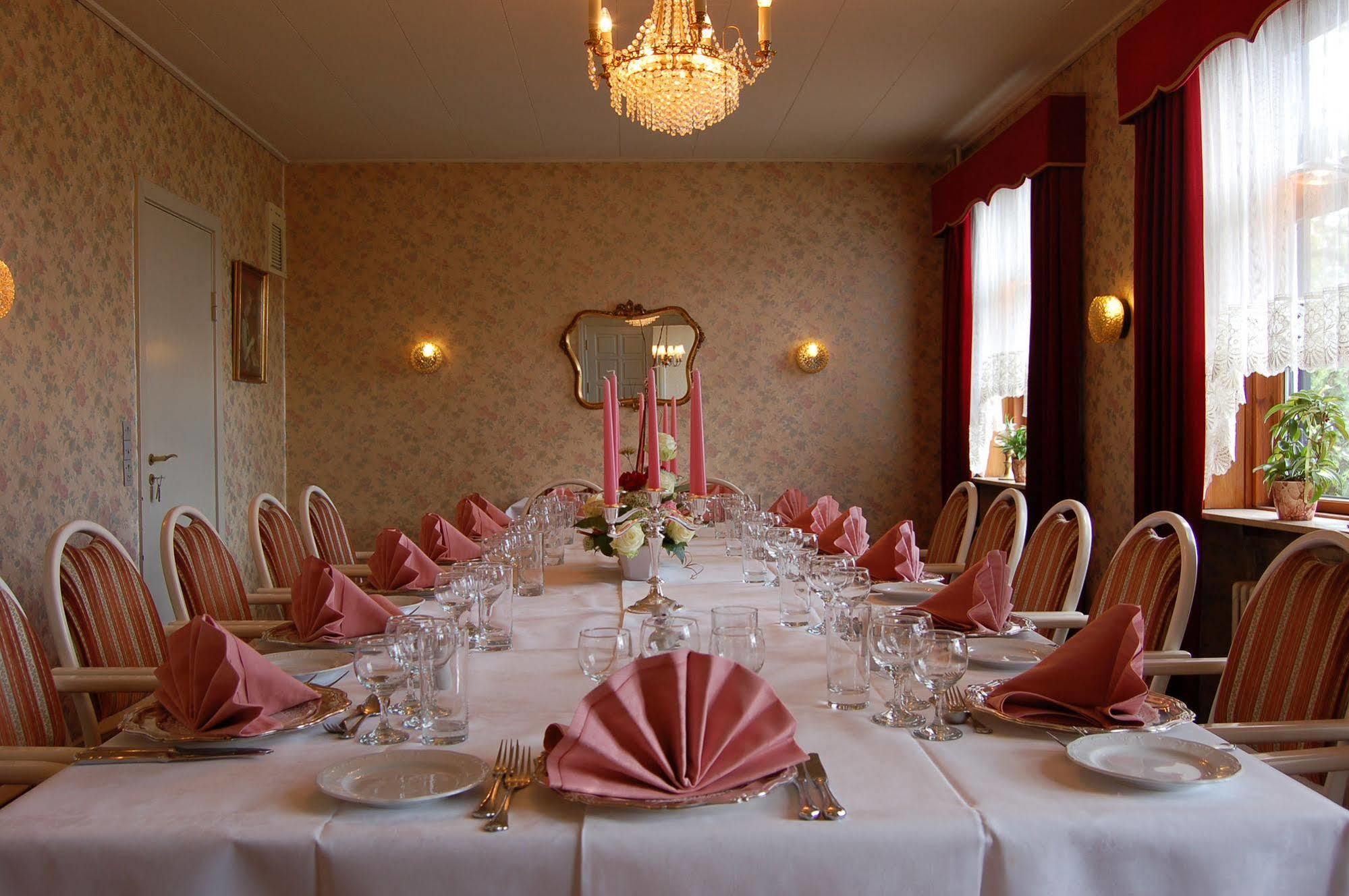Hotel Naesbylund Kro Odense Kültér fotó